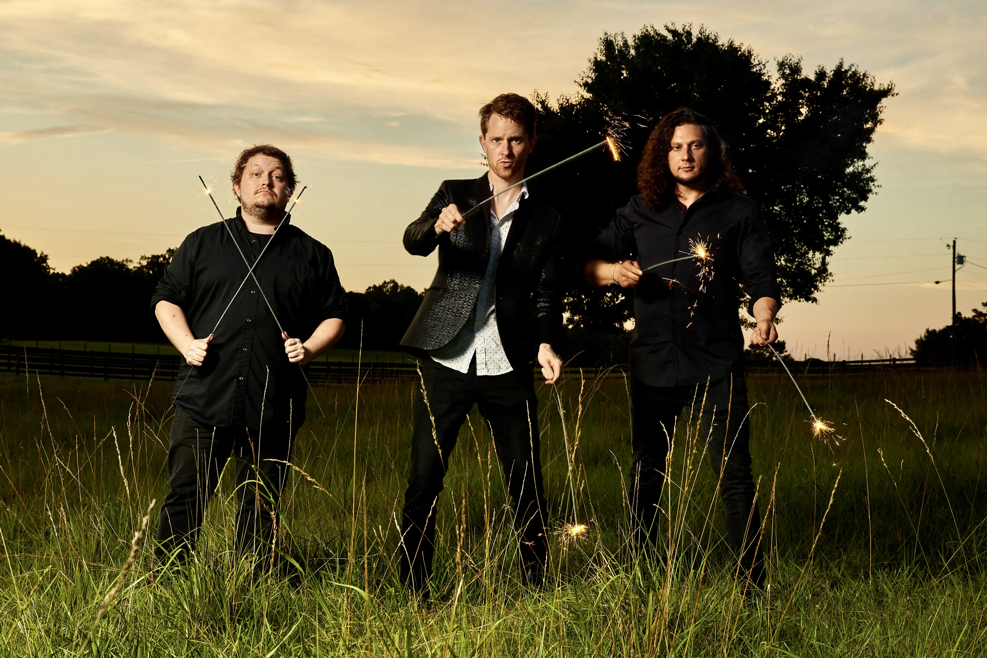 Full Band: 3 piece (drums, electronics, keys, synth bass, electric guitar)