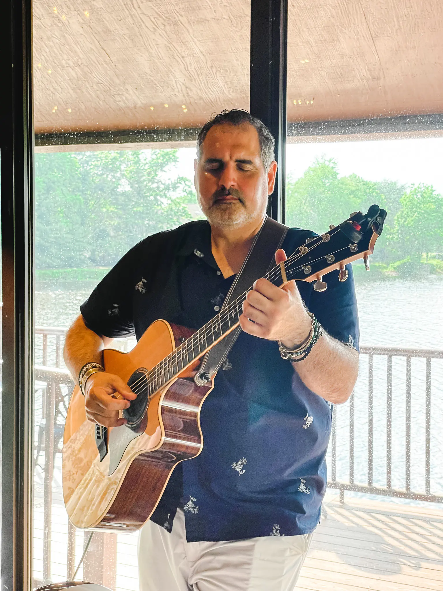 Solo acoustic performer serving the Tri-State area. I read the room and bring an easygoing, crowd-pleasing set. - Photo 8