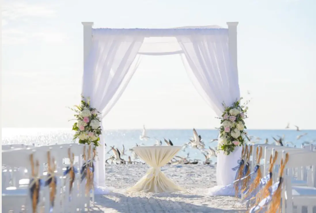 Custom wedding flowers, bouquets, ceremony florals, centerpieces, arches, and luxury reception décor throughout Florida. - Photo 48