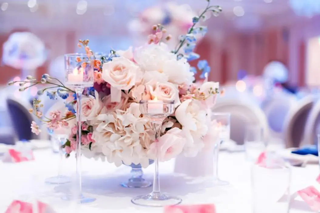 Custom wedding flowers, bouquets, ceremony florals, centerpieces, arches, and luxury reception décor throughout Florida. - Photo 47