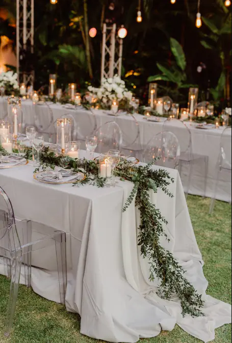 Custom wedding flowers, bouquets, ceremony florals, centerpieces, arches, and luxury reception décor throughout Florida. - Photo 45