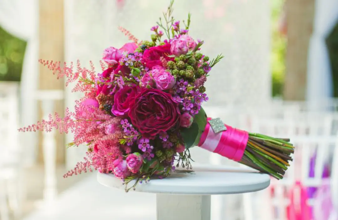 Custom wedding flowers, bouquets, ceremony florals, centerpieces, arches, and luxury reception décor throughout Florida. - Photo 20