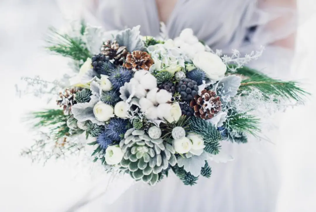 Custom wedding flowers, bouquets, ceremony florals, centerpieces, arches, and luxury reception décor throughout Florida. - Photo 13