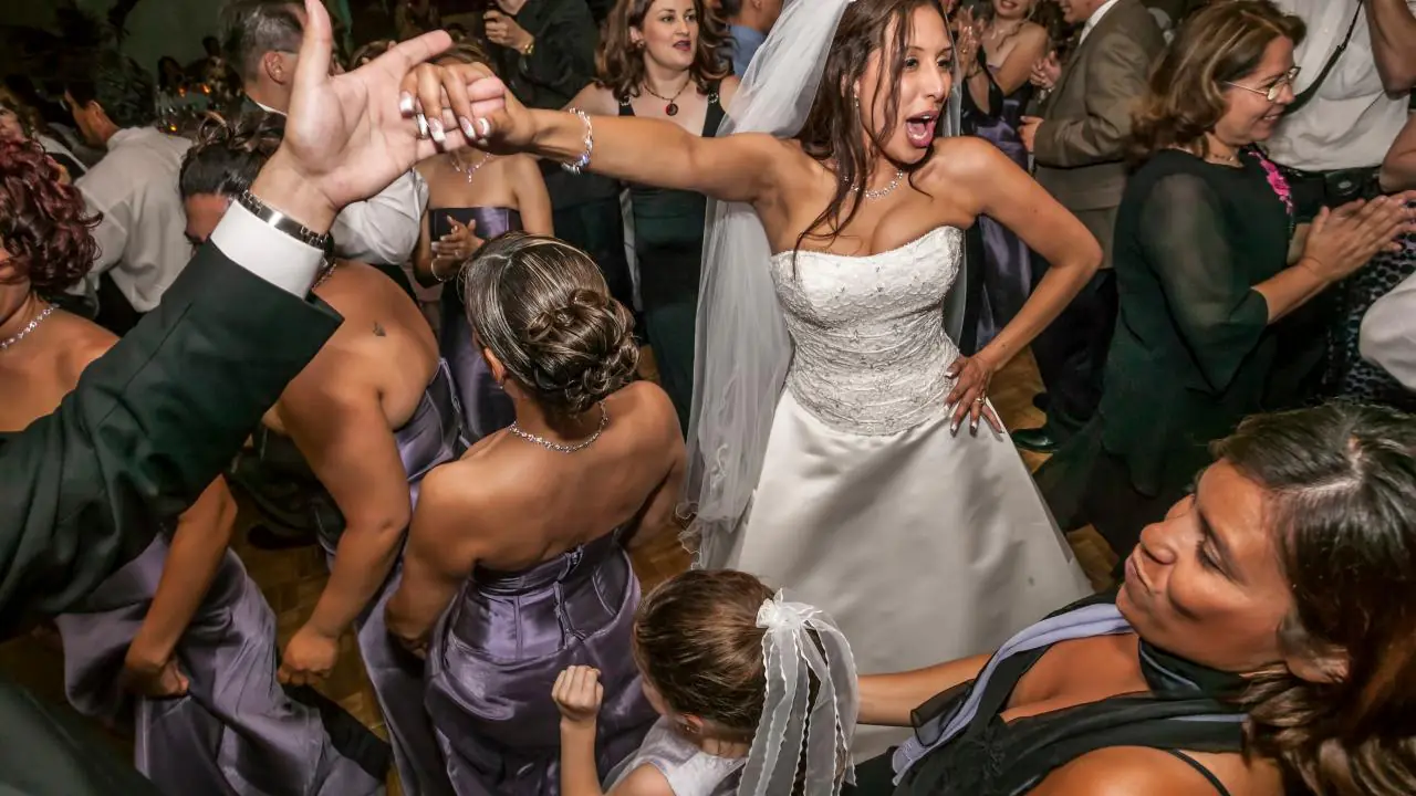 Full Wedding Package with no time limits, taxes or hidden fees - Photo 6