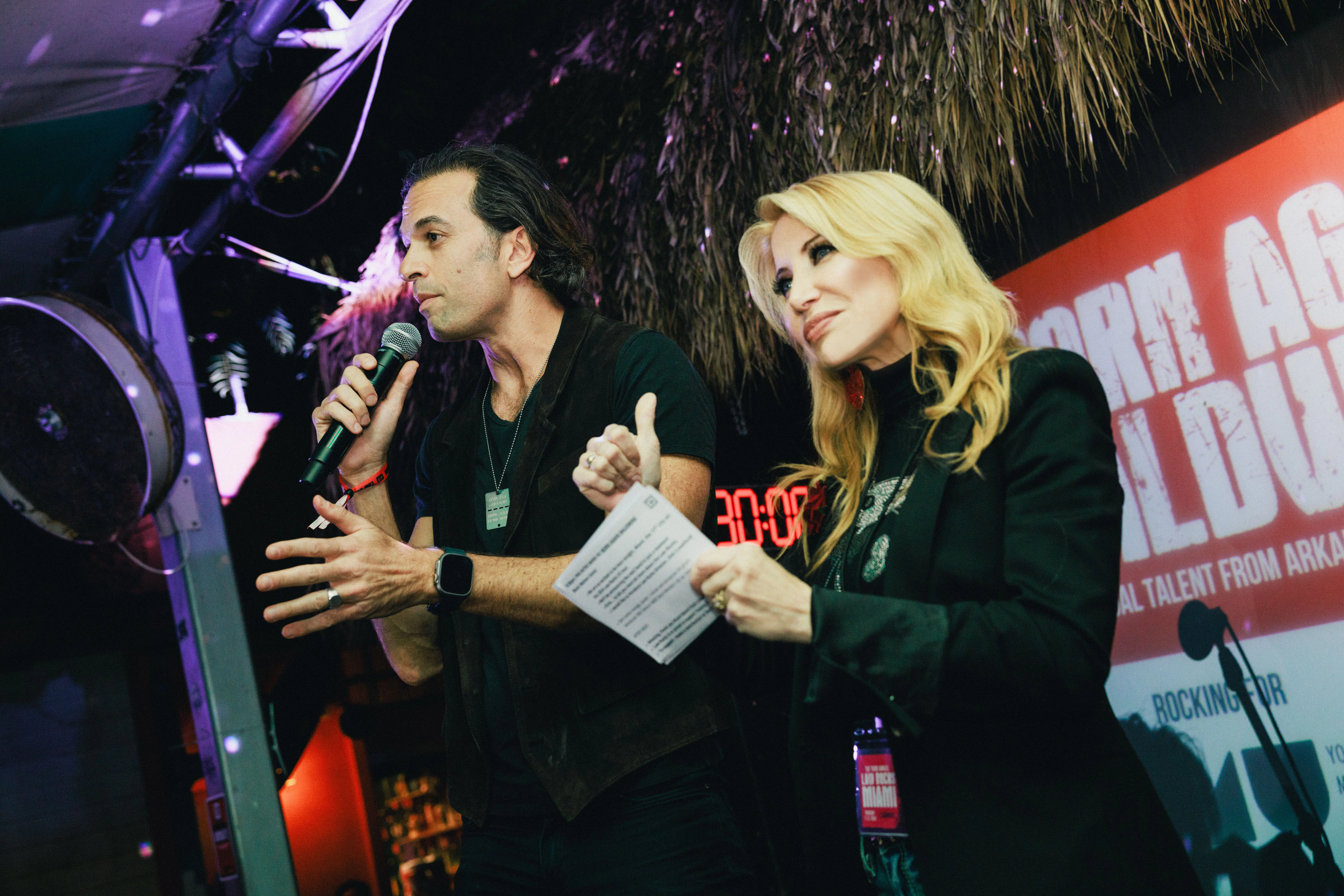 Event Emcee • Corporate Speaker • Trade Show Presenter - Photo 6