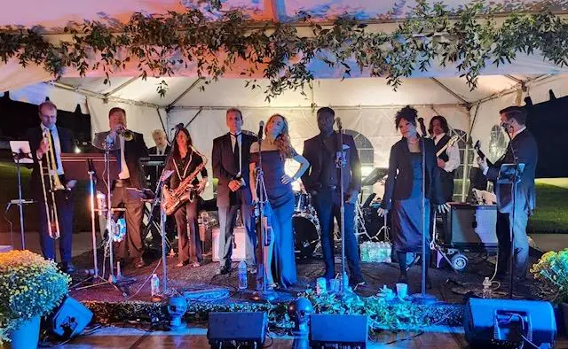 party dance band
