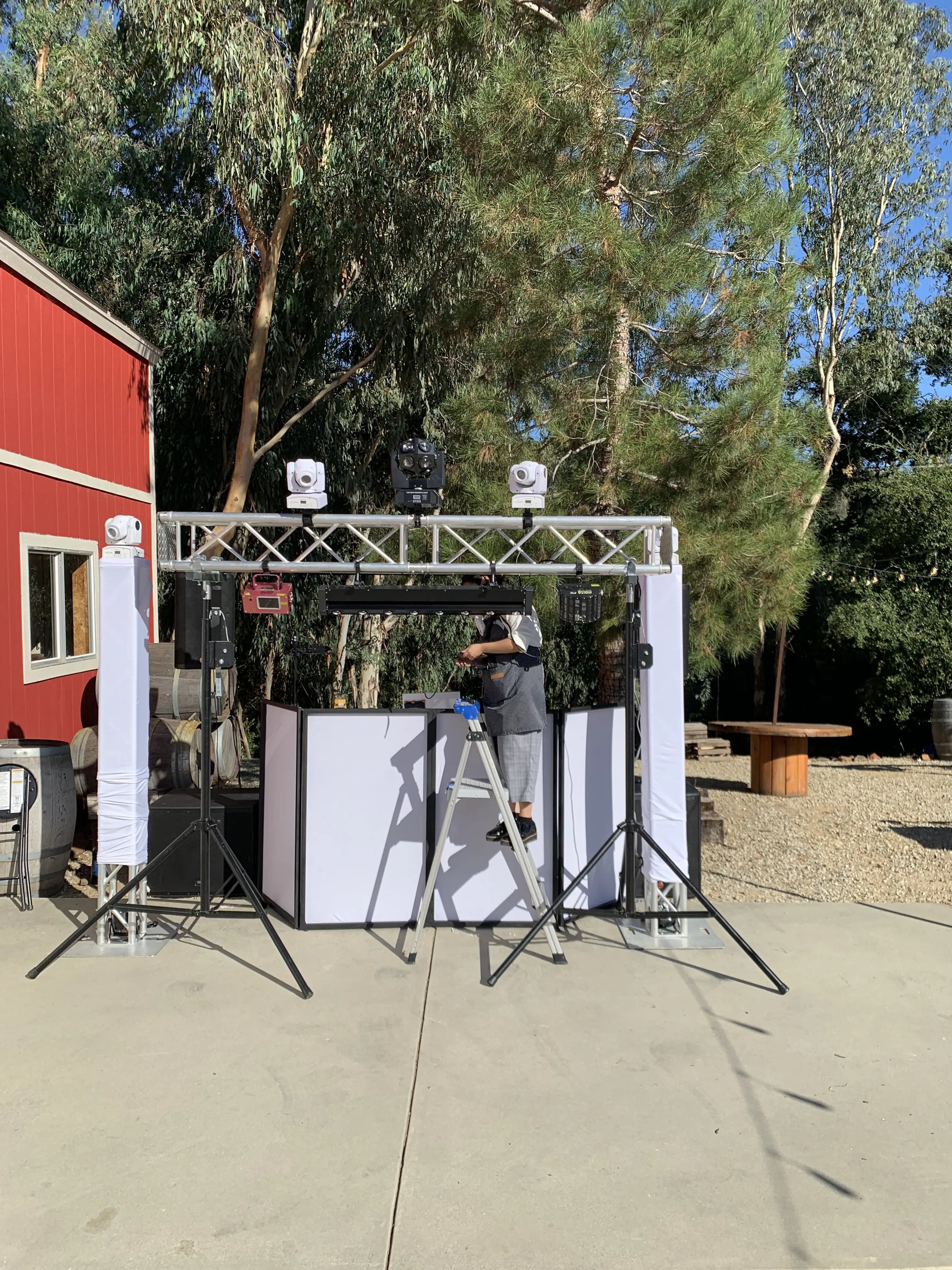 Music for all Occasions. Dj wreck -it offers professional service for your next event.  - Photo 22