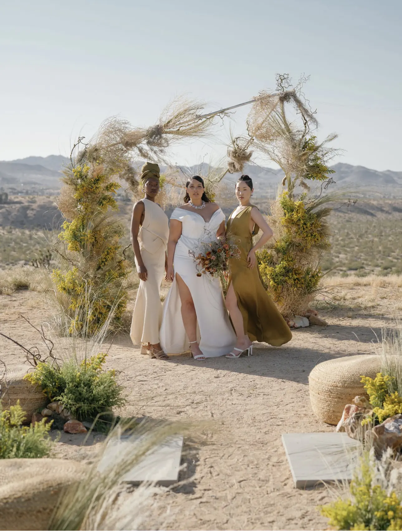 Artful floral design for private events, brands, hospitality and destination projects.