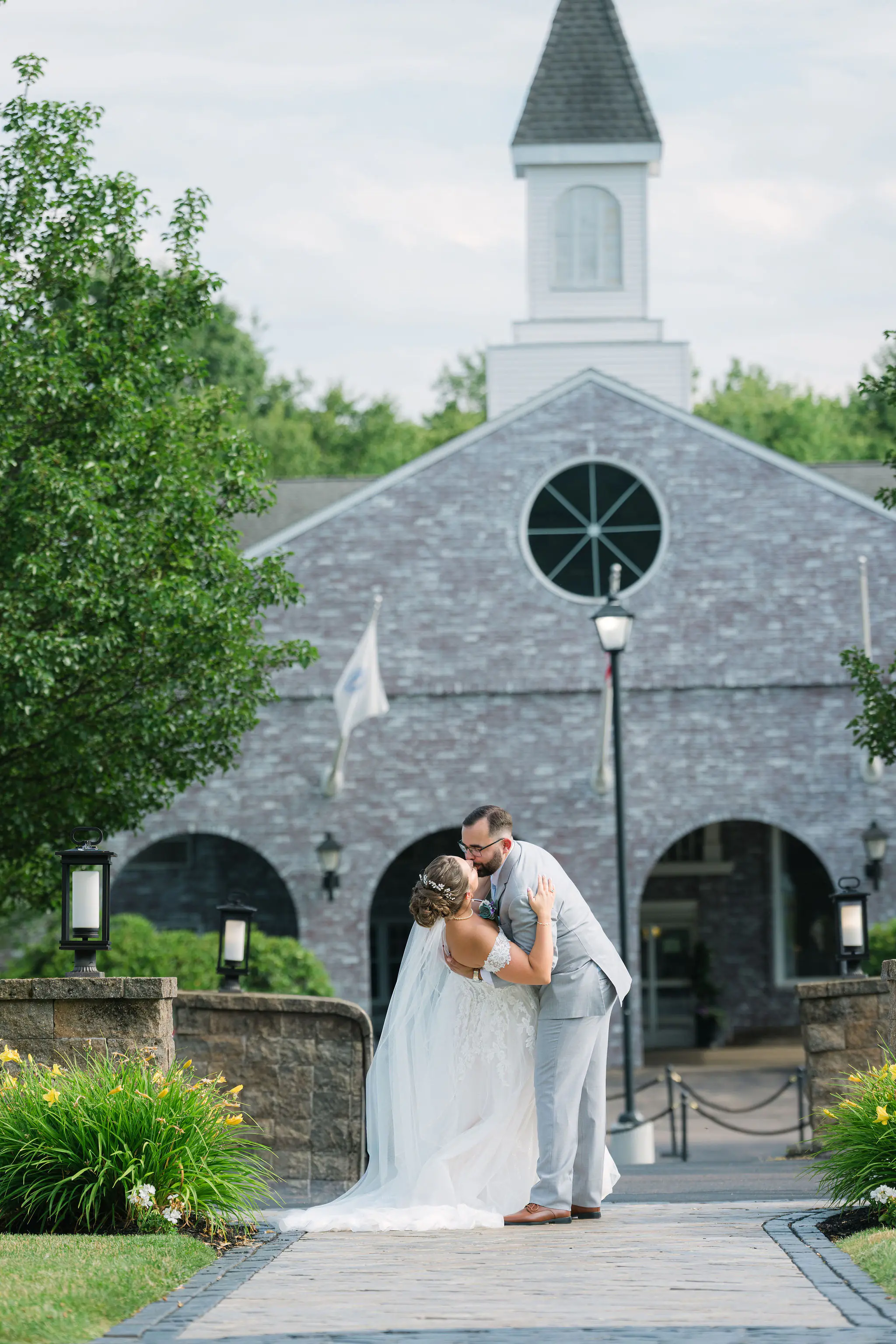 Wedding photography and video  - Photo 6