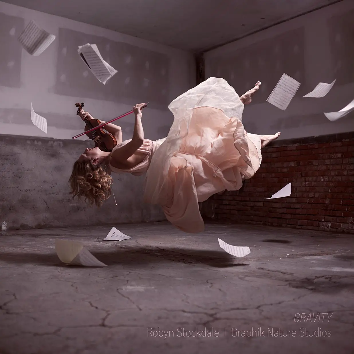 Guitar, electric violin, piano, percussion, looping, vocals 