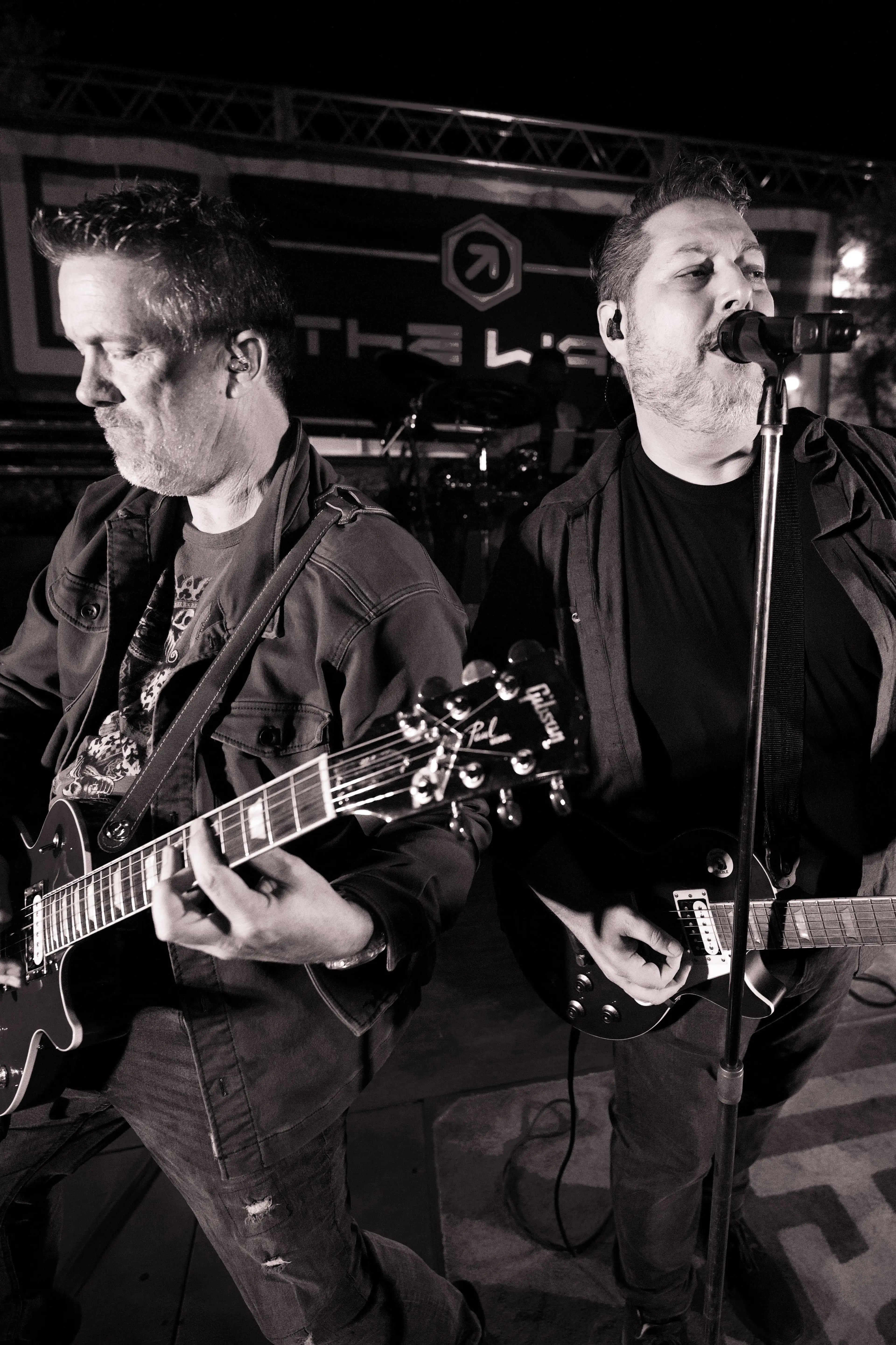 We perform a tribute to 80’s & 90’s alternative rock music. The songs you forgot you loved!  - Photo 12