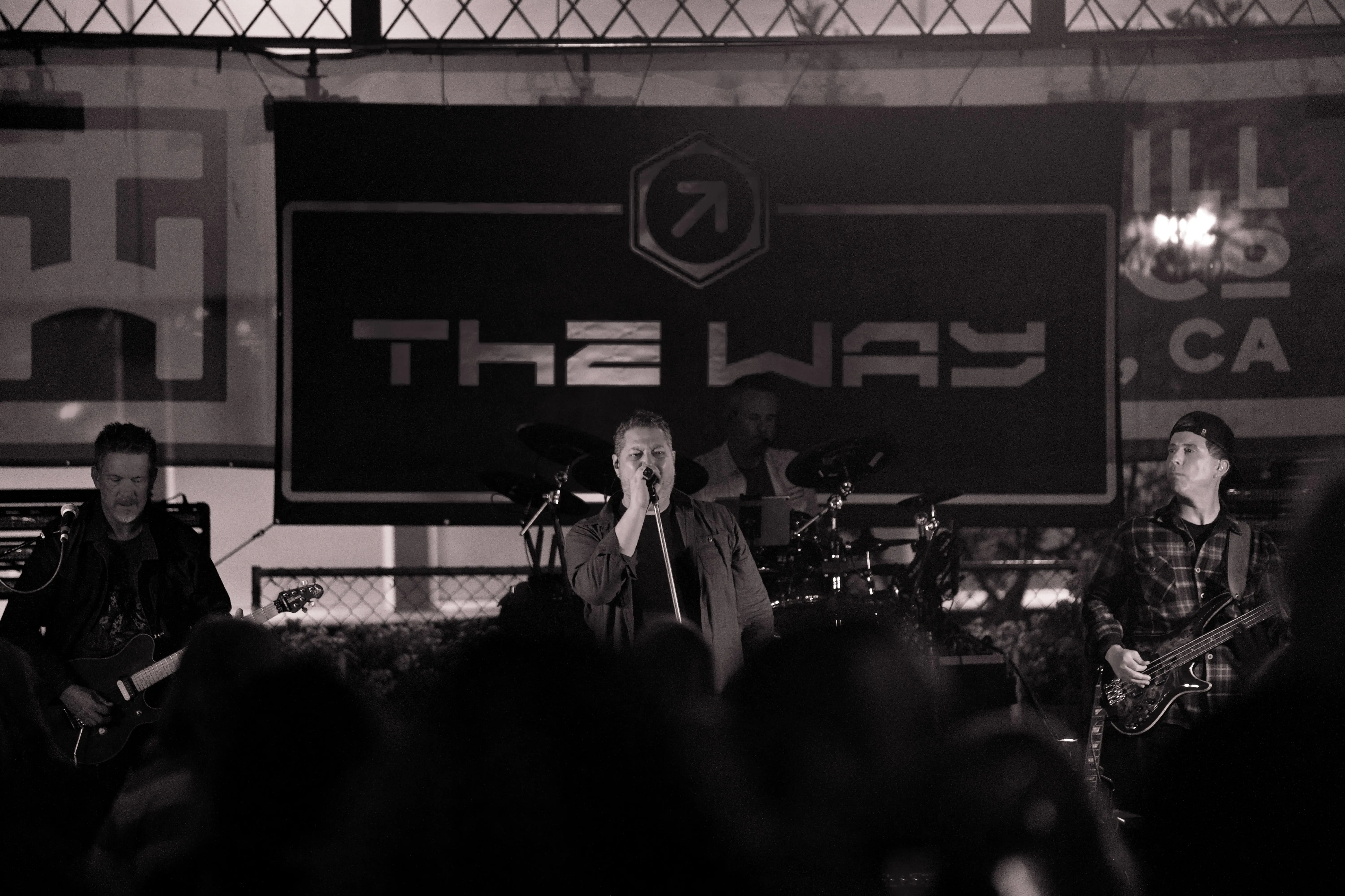 We perform a tribute to 80’s & 90’s alternative rock music. The songs you forgot you loved!  - Photo 11