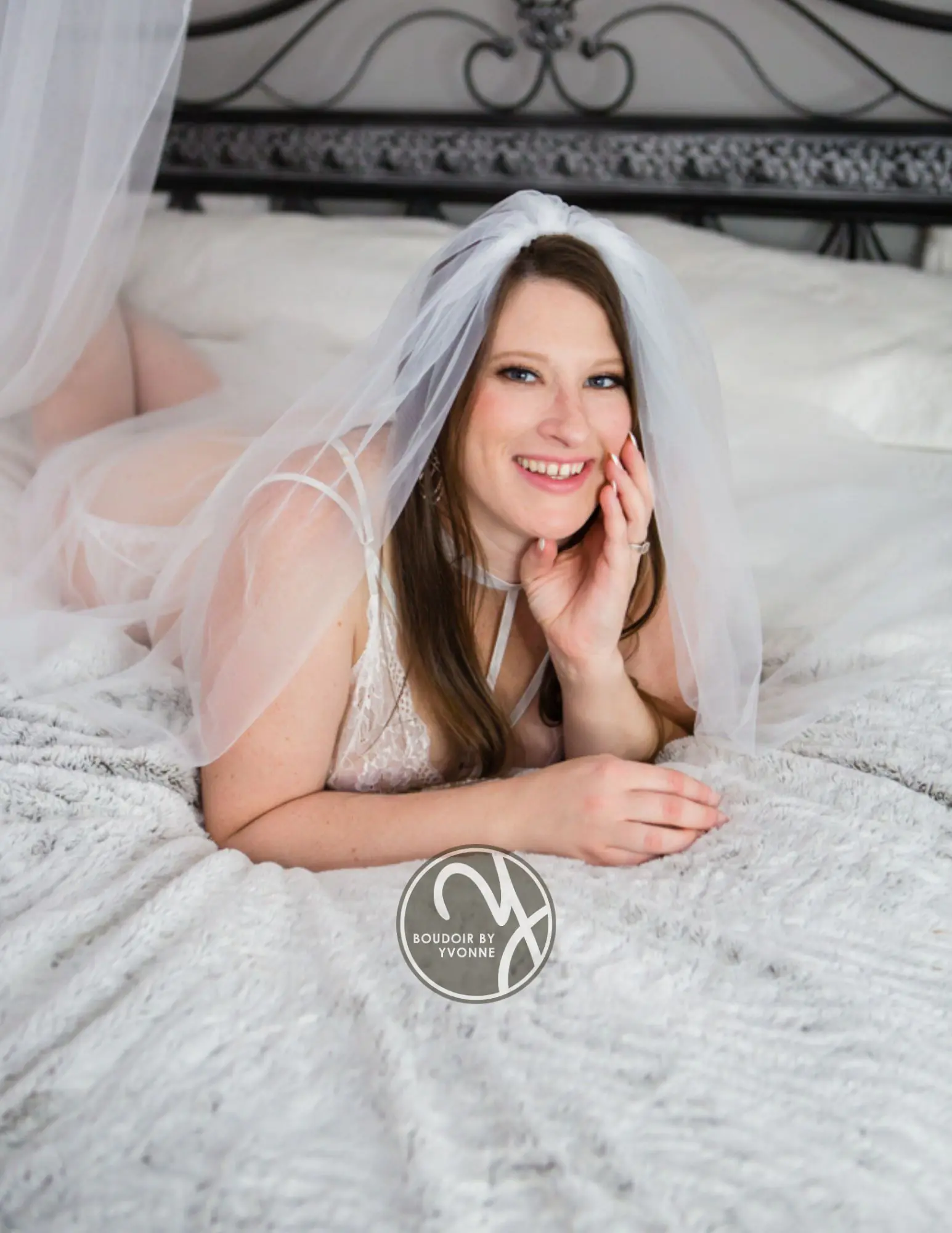Luxury bridal boudoir photography and custom albums for an unforgettable, intimate wedding gift. - Photo 6