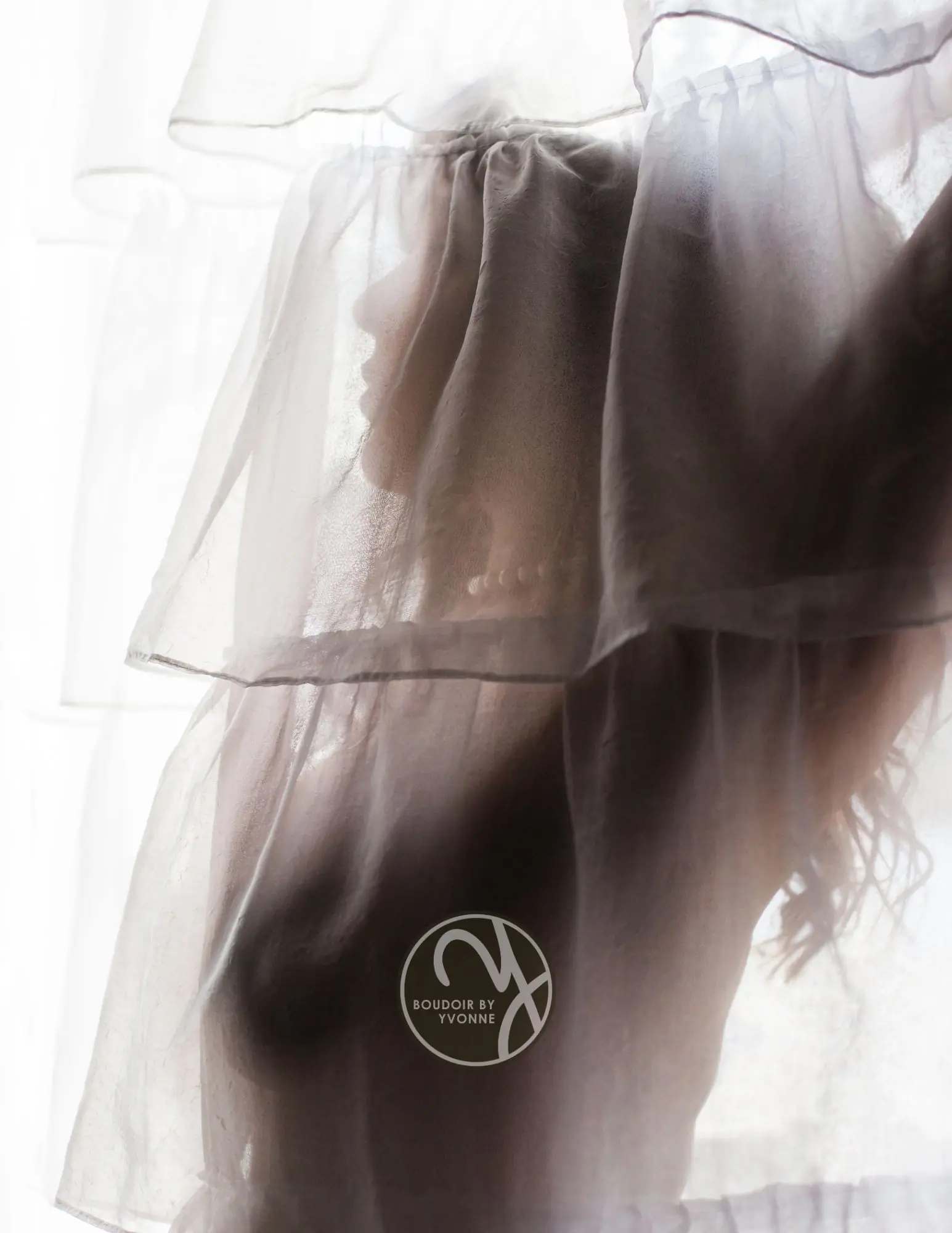 Luxury bridal boudoir photography and custom albums for an unforgettable, intimate wedding gift. - Photo 12